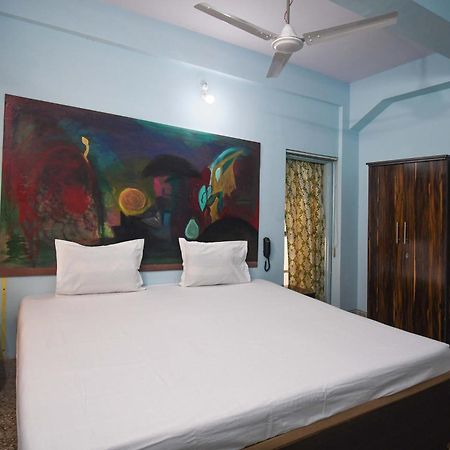 Hotel O Blue Cherry Guest House โกลกาตา ภายนอก รูปภาพ