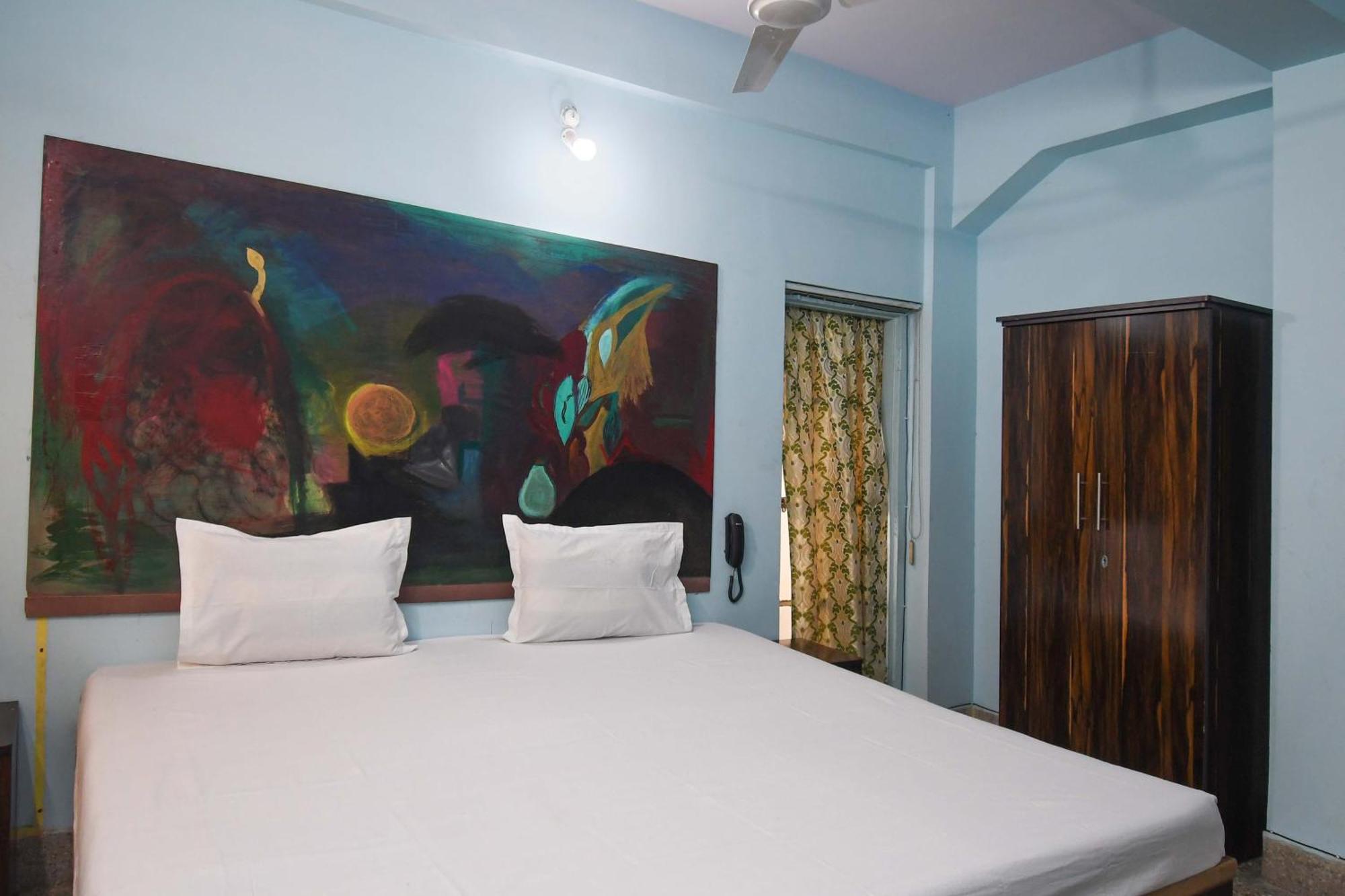 Hotel O Blue Cherry Guest House โกลกาตา ภายนอก รูปภาพ